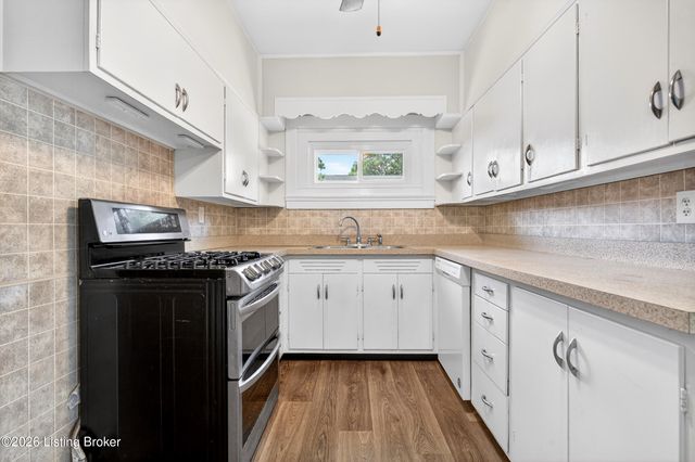 1611 Stevens Ave, Louisville, KY 40205