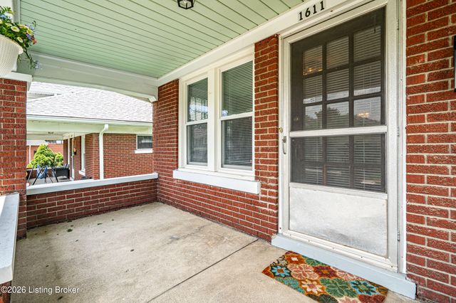 1611 Stevens Ave, Louisville, KY 40205