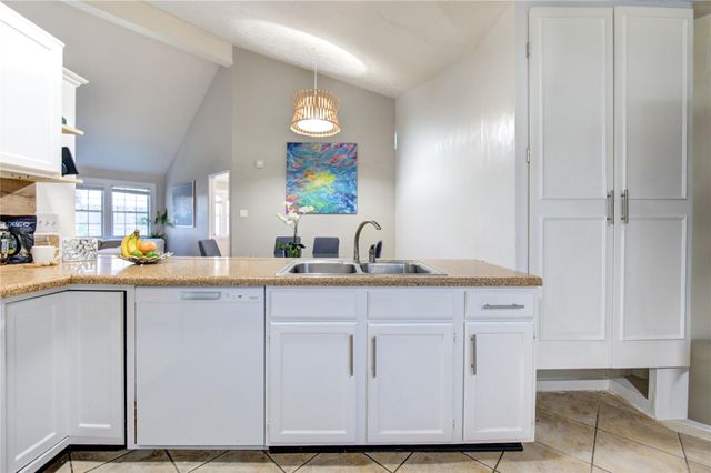 7027 Brockington Drive, Katy, TX 77494