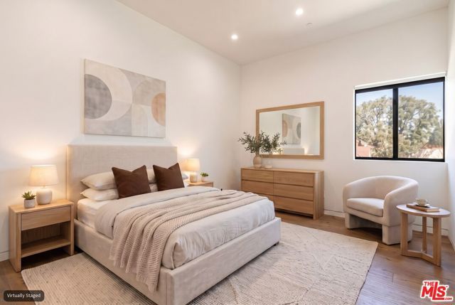 458 S Sycamore Avenue, Los Angeles, CA 90036
