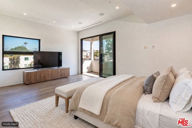 458 S Sycamore Avenue, Los Angeles, CA 90036