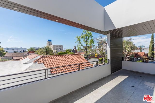 458 S Sycamore Avenue, Los Angeles, CA 90036