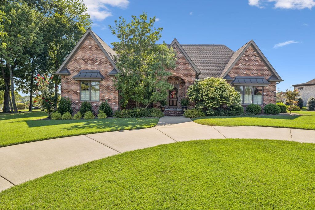 138 Waters Hill Cir, Lebanon, TN 37087