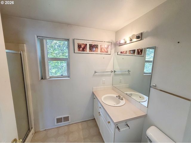 991 Sw ELMONICA Pl, Beaverton, OR 97006