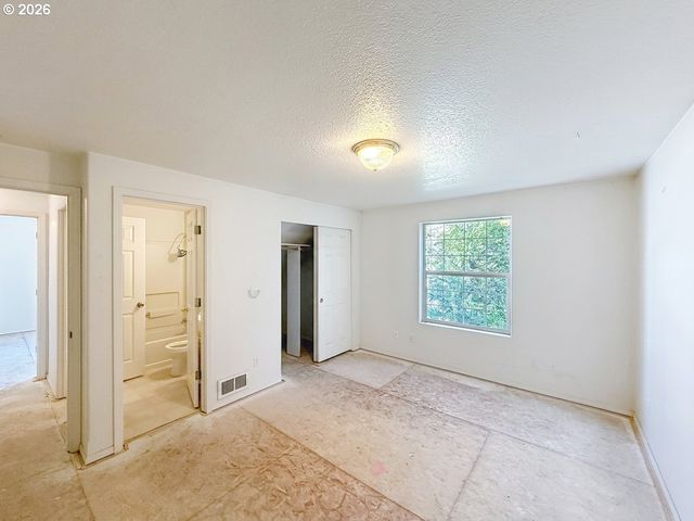 991 Sw ELMONICA Pl, Beaverton, OR 97006
