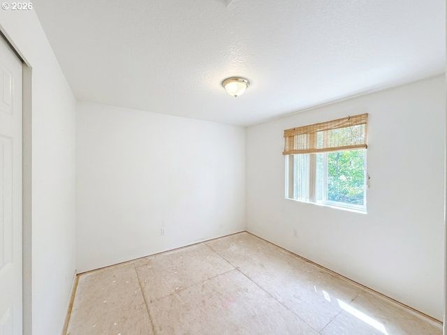991 Sw ELMONICA Pl, Beaverton, OR 97006