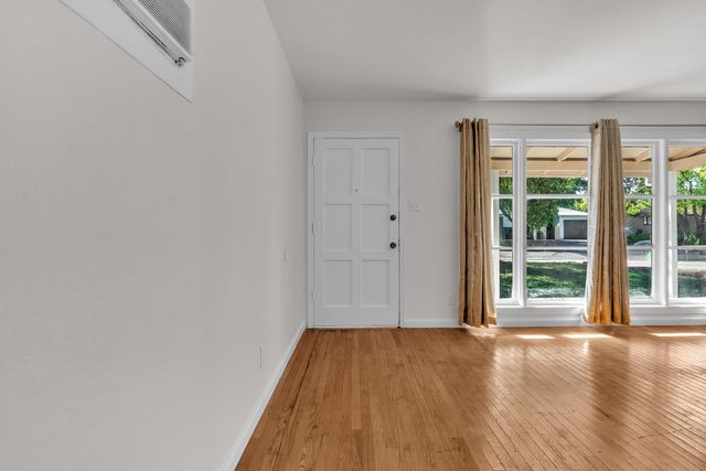 2631 Atlas Ave, Sacramento, CA 95820