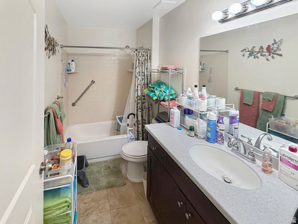 Image 15 of property listing at 1045 S 1700 W #1110, Payson, UT 84651