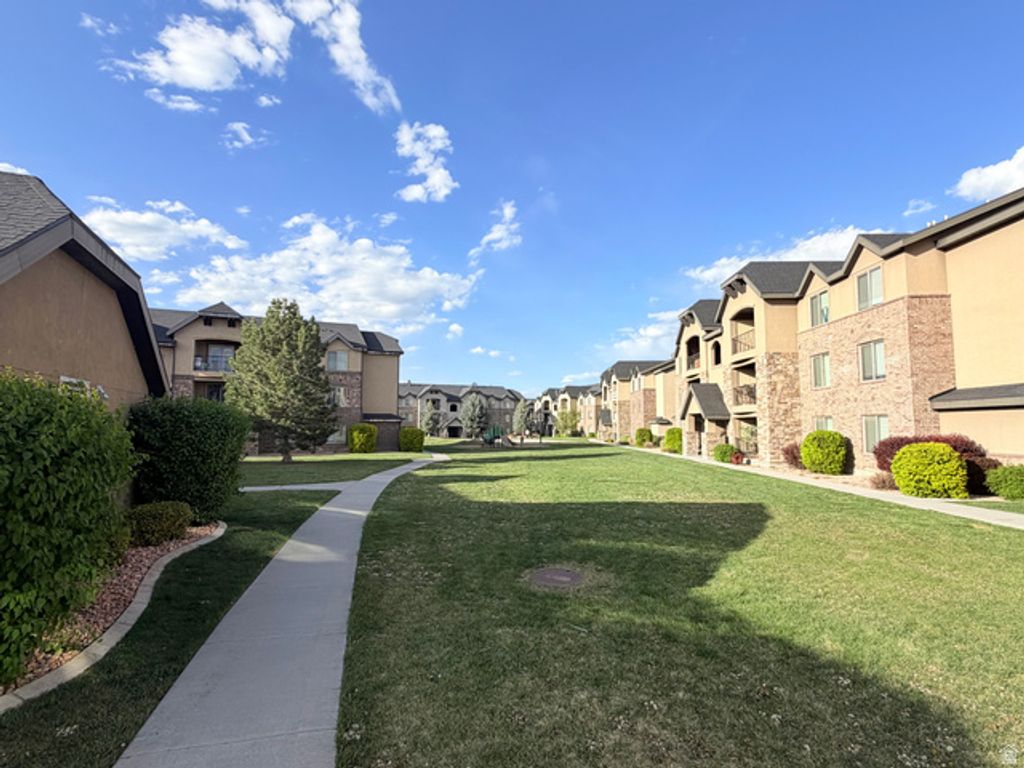 Image 23 of property listing at 1045 S 1700 W #1110, Payson, UT 84651