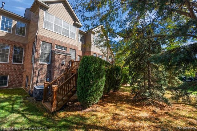 44683 Broadmoor Circle, Northville, MI 48168