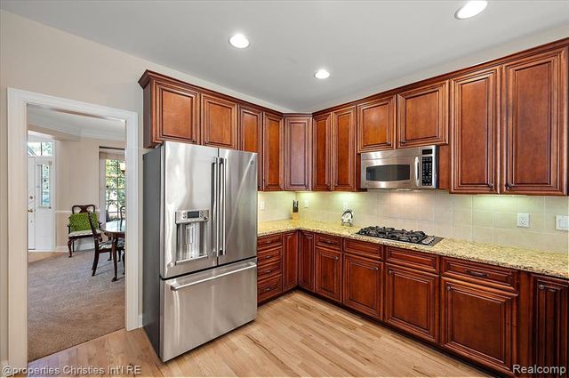 44683 Broadmoor Circle, Northville, MI 48168