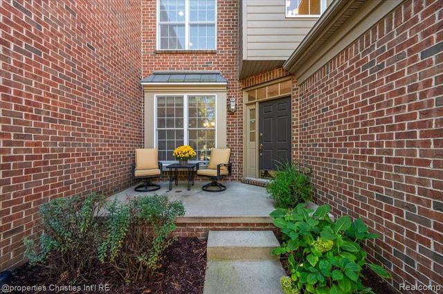 44683 Broadmoor Circle, Northville, MI 48168