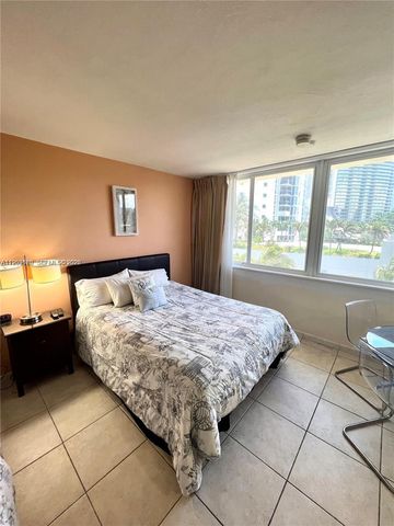 19201 Collins Ave 242, Sunny Isles Beach, FL 33160