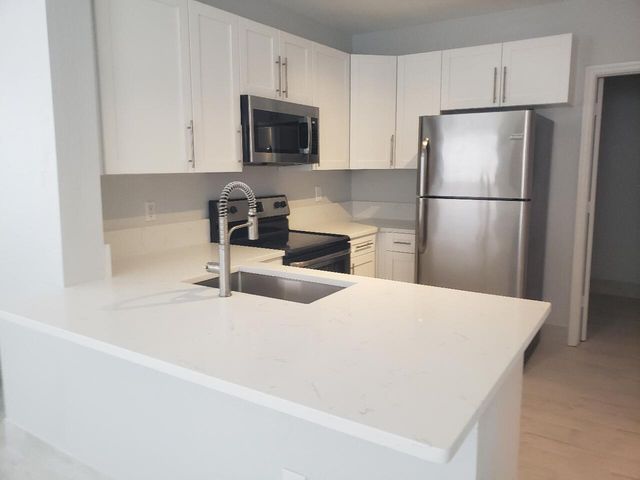 1005 Belmont Place 1005, Boynton Beach, FL 33436
