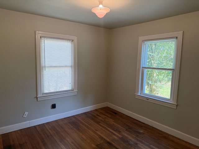 1120 Inglewood Dr, Nashville, TN 37216