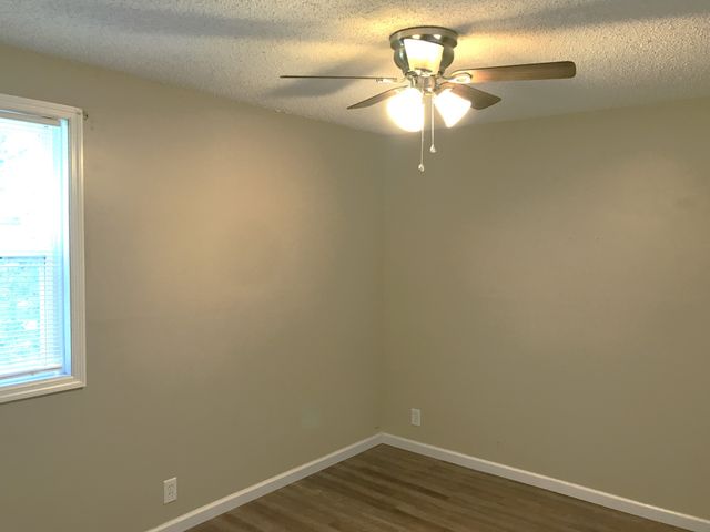 6558 Kari Dr, Murfreesboro, TN 37129
