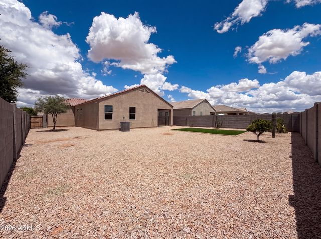 11639 E CLIFFROSE Lane, Florence, AZ 85132