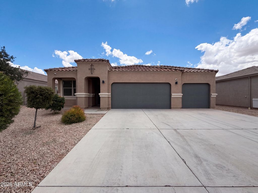 11639 E CLIFFROSE Lane, Florence, AZ 85132