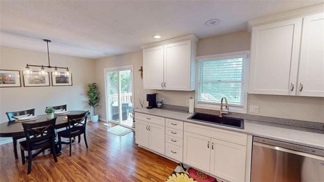 15905 W 154th Street, Olathe, KS 66062