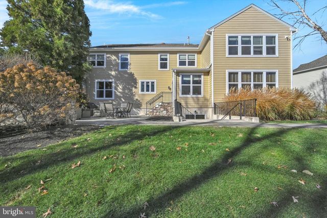 413 PARTRIDGEBERRY LN, Chester Springs, PA 19425