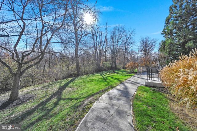 413 PARTRIDGEBERRY LN, Chester Springs, PA 19425