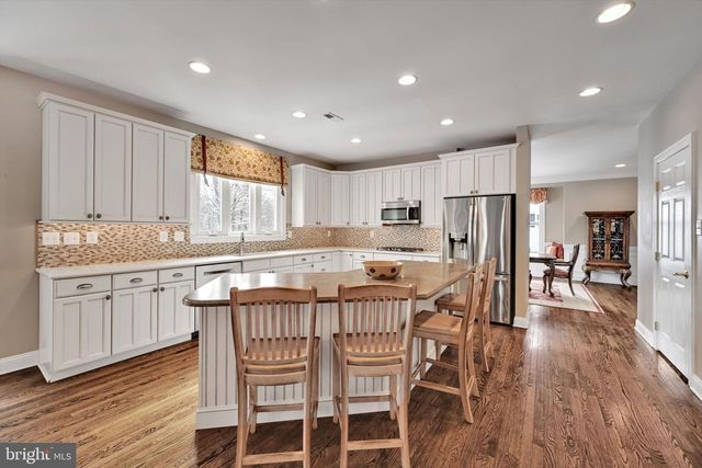 413 PARTRIDGEBERRY LN, Chester Springs, PA 19425