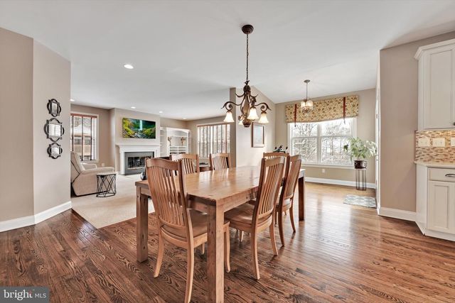 413 PARTRIDGEBERRY LN, Chester Springs, PA 19425