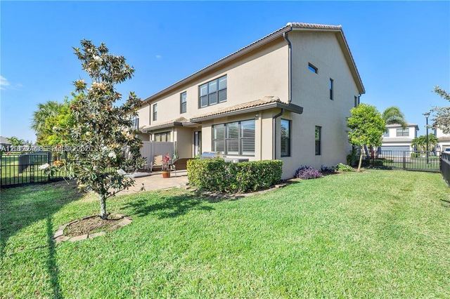 4844 San Fratello Circle, Lake Worth, FL 33467