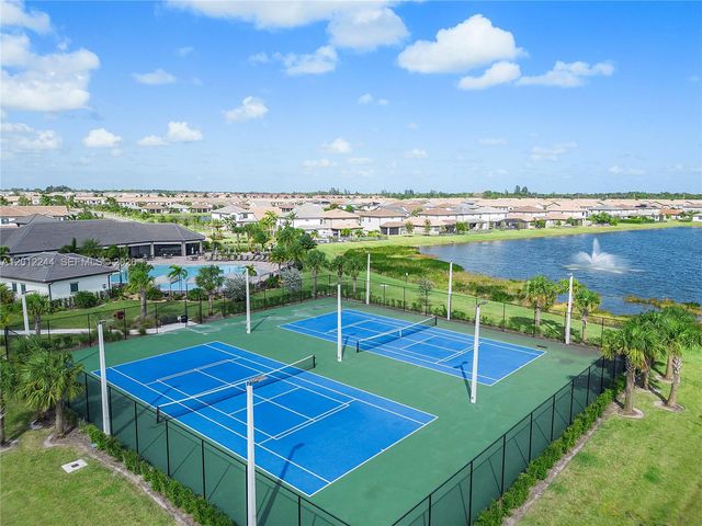 4844 San Fratello Circle, Lake Worth, FL 33467