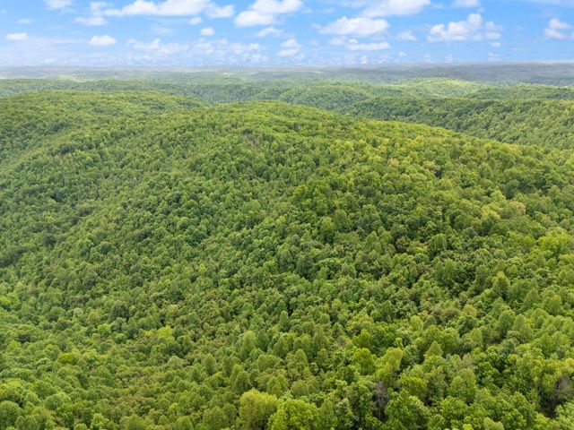 9999 Little Beech Creek Road, Manchester, KY 40962