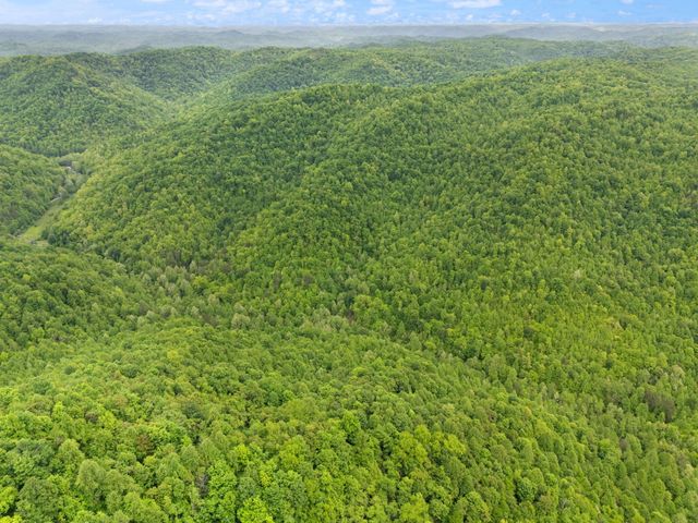 9999 Little Beech Creek Road, Manchester, KY 40962