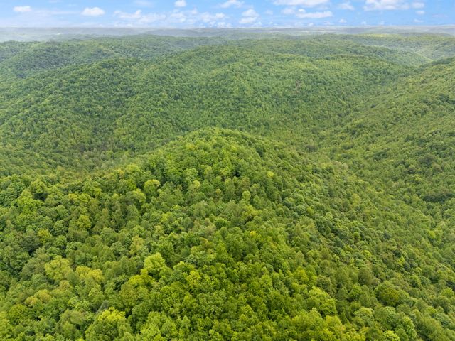 9999 Little Beech Creek Road, Manchester, KY 40962