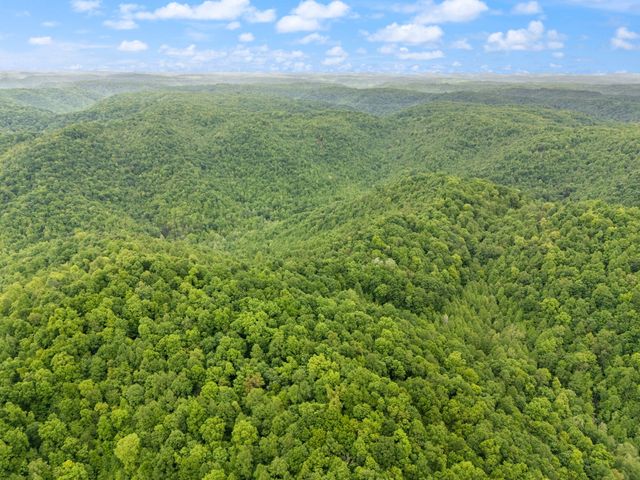 9999 Little Beech Creek Road, Manchester, KY 40962