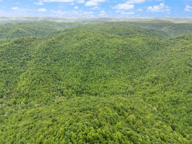 9999 Little Beech Creek Road, Manchester, KY 40962