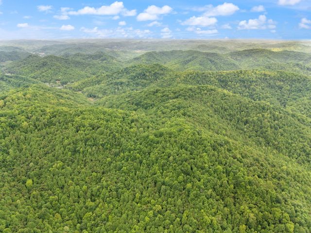 9999 Little Beech Creek Road, Manchester, KY 40962