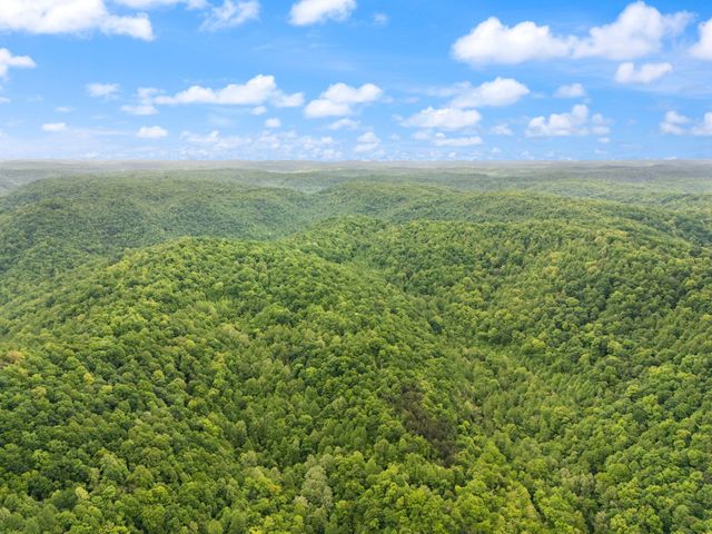 9999 Little Beech Creek Road, Manchester, KY 40962
