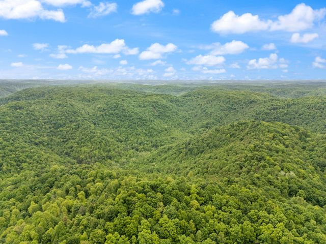 9999 Little Beech Creek Road, Manchester, KY 40962