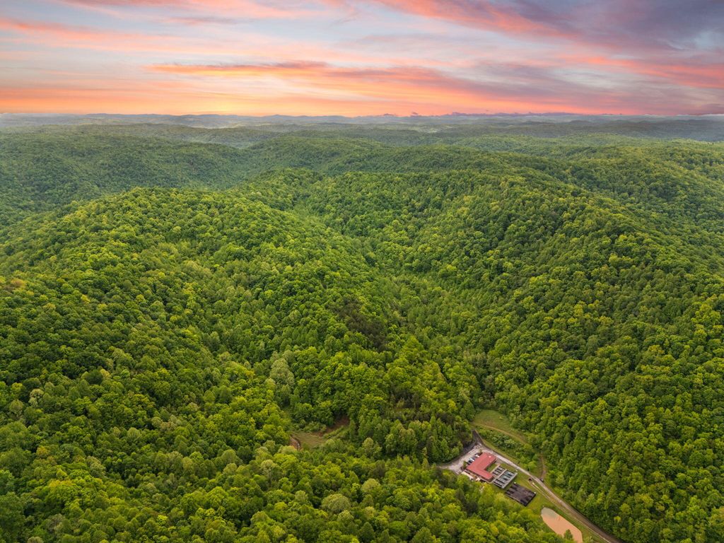 9999 Little Beech Creek Road, Manchester, KY 40962