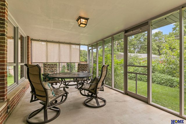 6315 Sumner Street, Lincoln, NE 68506
