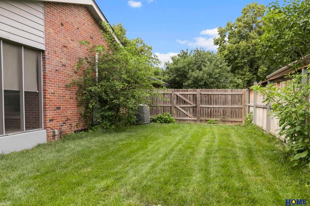 6315 Sumner Street, Lincoln, NE 68506