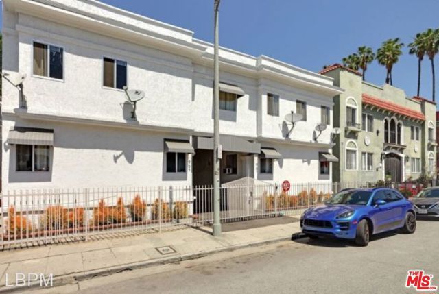 957 N Vendome Street, Los Angeles, CA 90026
