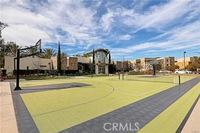 13130 Park 103, Hawthorne, CA 90250