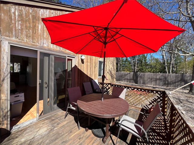 126 Lynn Avenue 7, Hampton Bays, NY 11946