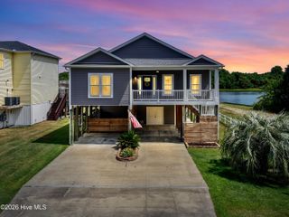1308 E Yacht Drive, Oak Island, NC 28465
