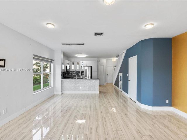 12170 SW 5th Ct, Pembroke Pines, FL 33025