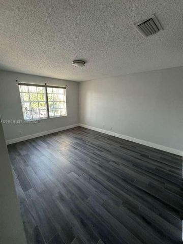 12170 SW 5th Ct, Pembroke Pines, FL 33025