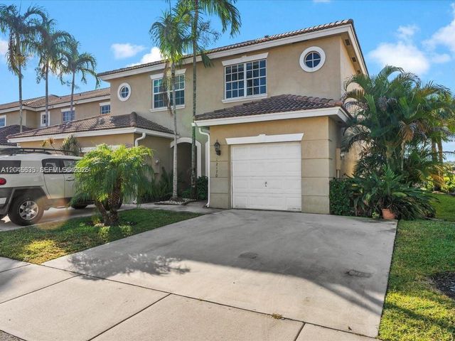 12170 SW 5th Ct, Pembroke Pines, FL 33025