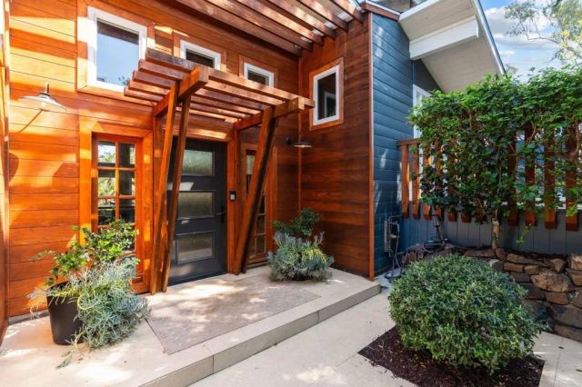 765 Val Sereno Drive, Encinitas, CA 92024