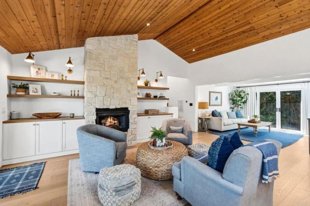 765 Val Sereno Drive, Encinitas, CA 92024