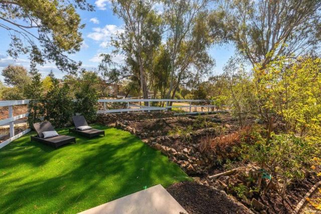 765 Val Sereno Drive, Encinitas, CA 92024